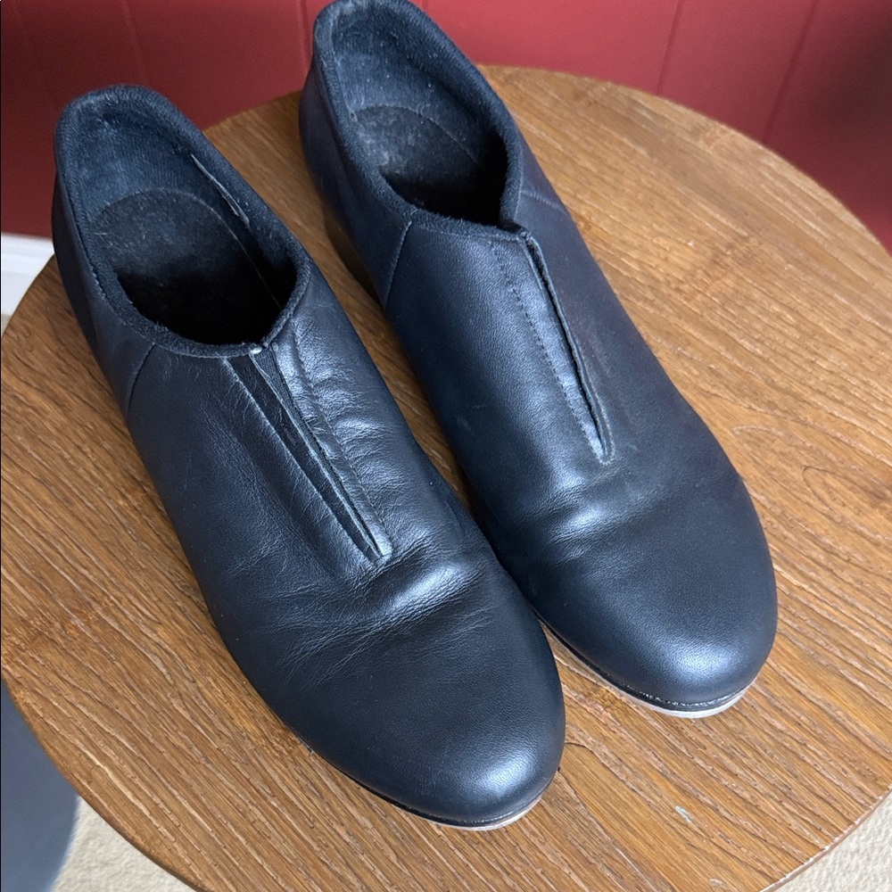 Bloch Tap-Flex Slip-On, a professional leather tap dance